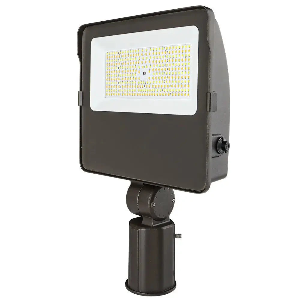 LED Flood Light - 155W/125W/90W - Up to 23,500 lumens - 5000K/4000K/3000K - 120-277V - 400W Equal